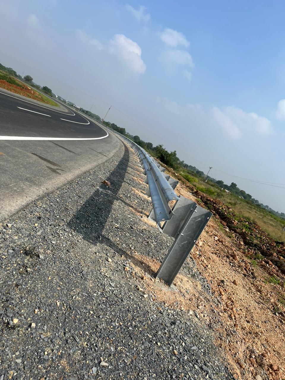 e8571e57-bf57-4d01-9d30-f7a350eea728